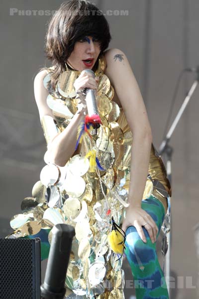 YEAH YEAH YEAHS - 2009-08-28 - SAINT CLOUD - Domaine National - Scene de la Cascade - 